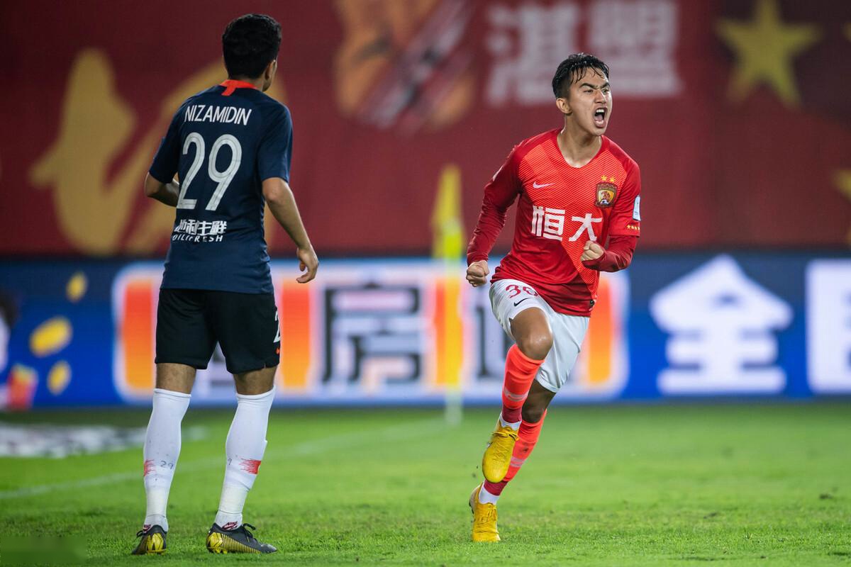 爱游戏中国官网-加时末段成都蓉城备战法甲,官宣签约细节曝光,悬念犹存,资深球员宣示担当-爱游戏中国官网